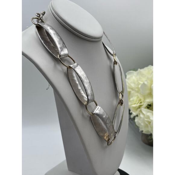 Robert Lee Morris Soho Designer Statement Necklace Hammered Silver Oval Links - Picture 9 of 16
